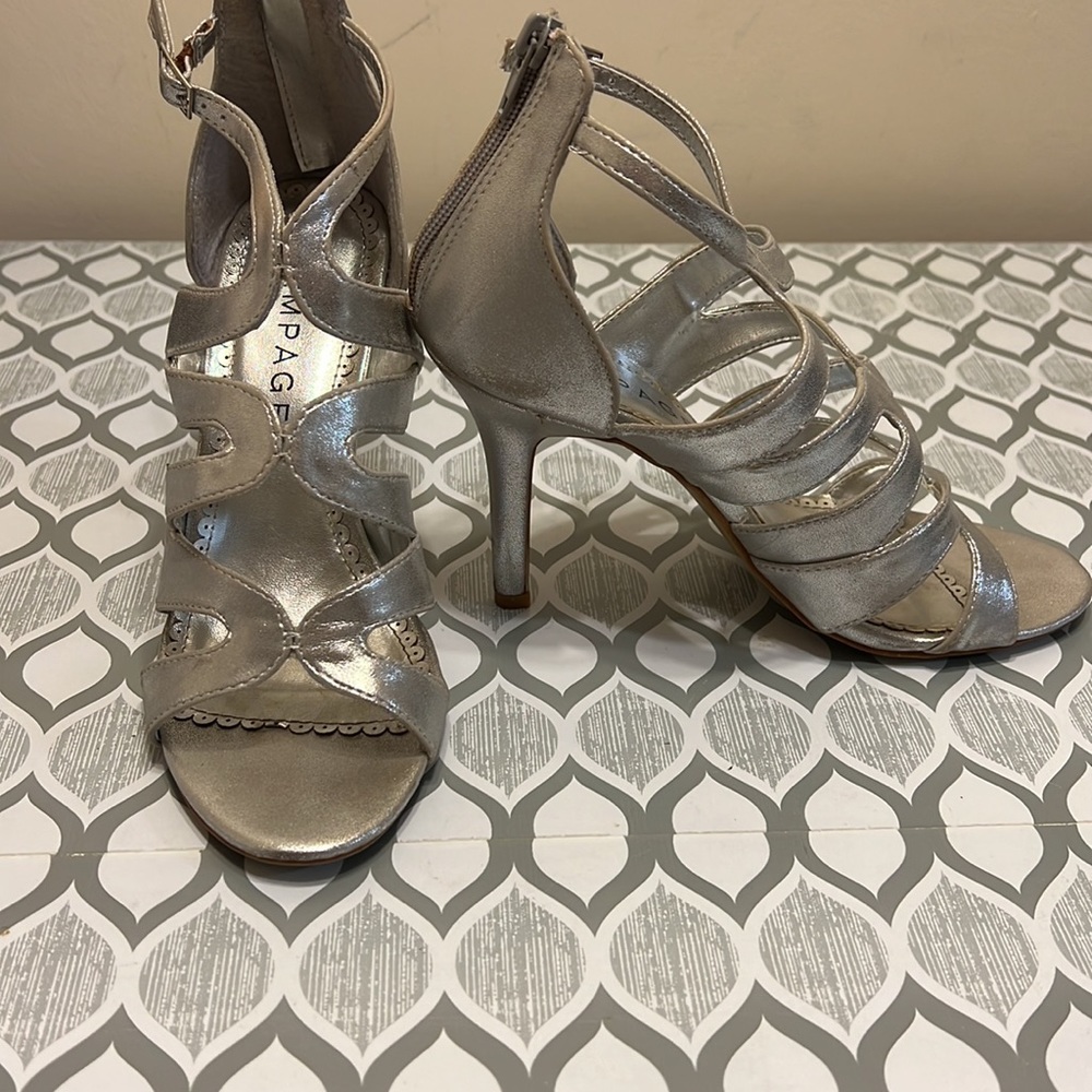 Rampage silver metallic dress sandals